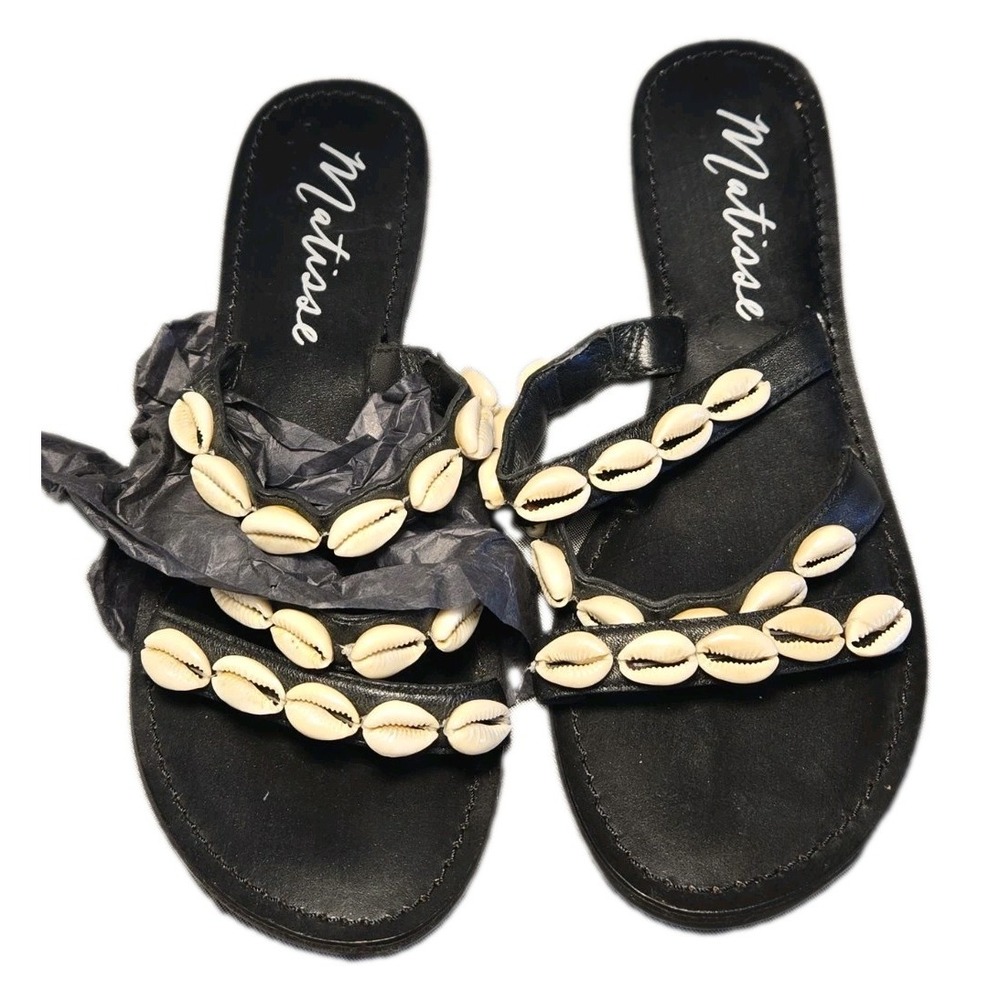 Matisse Tropics Cowrie Shell Sandals Womens Size 9 Black Leather Flat Slide NWOT
